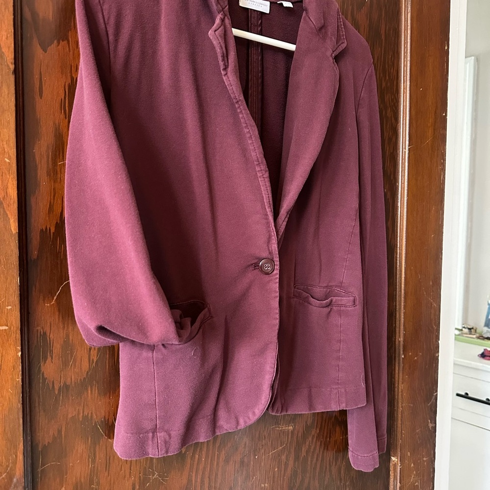 Women's Burgundy Jacket